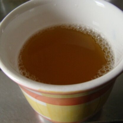 こんにちは♪優しい蜂蜜の甘さでおいし～！甘い緑茶、全然ありですね～( *´艸｀)♪ほっと和みました♡ご馳走様～ヽ(*´∀`)ノ♪